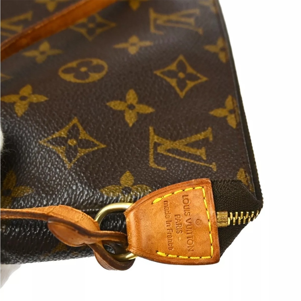 Louis Vuitton Brown Monogram Shoulder Bag with Gold Hardware - Picture 3 of 5